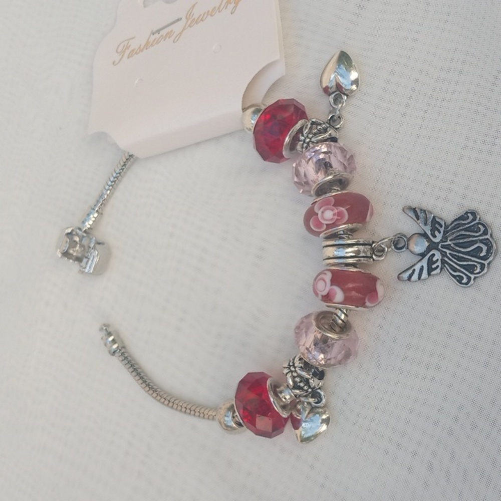 Angel w hearts Charm Bracelet & Glass Beads Red & Pink New